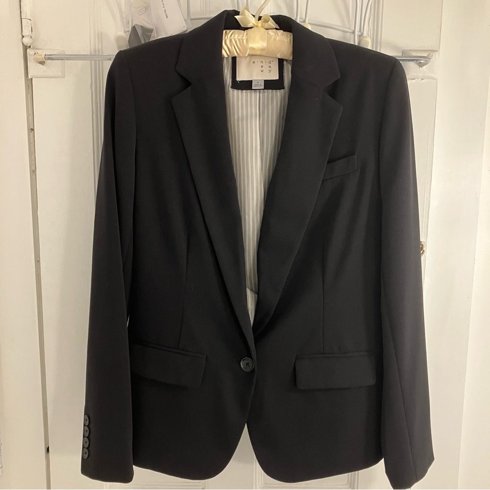 Women’s Blazer size 6